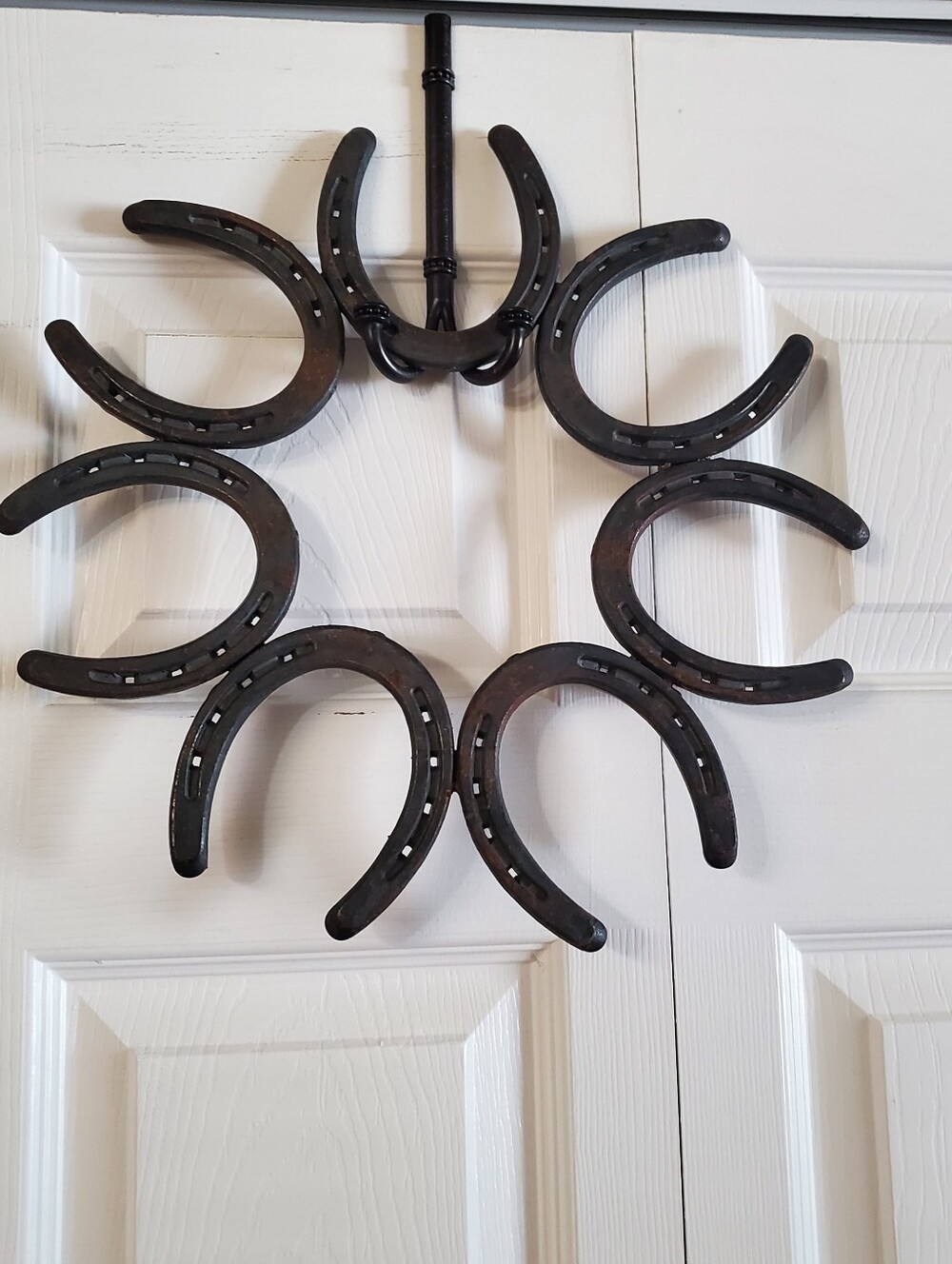 HANDMADE HORSESHOE ART WORK   WALL DECO. 7 SHOES. WESTERN RANCH